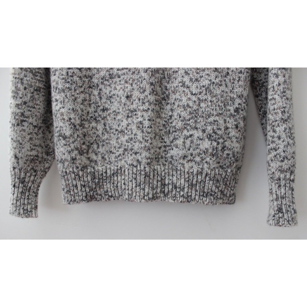 Universal Thread Speckled Gray Ruffle Sweater - image 5